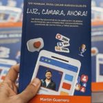 Martín Guerrero, el hijo de Dorys del Valle y el productor Pancho Guerrero lanza su nuevo libro Luz, Cámara, ¡Ahora!